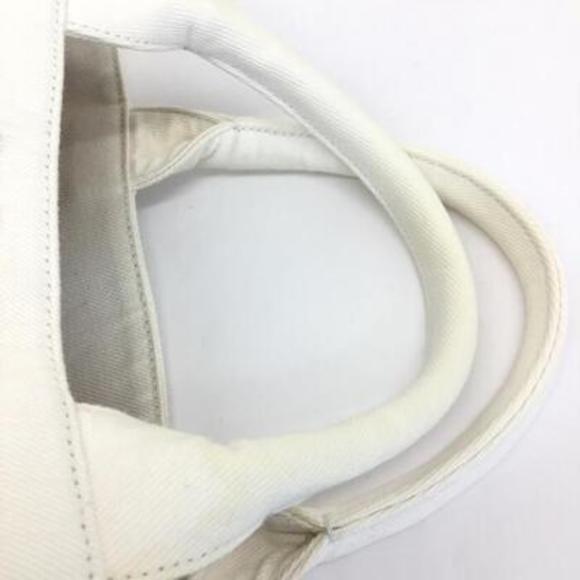 Miu Miu 2WAY Tote Bag White - Picture 8 of 16